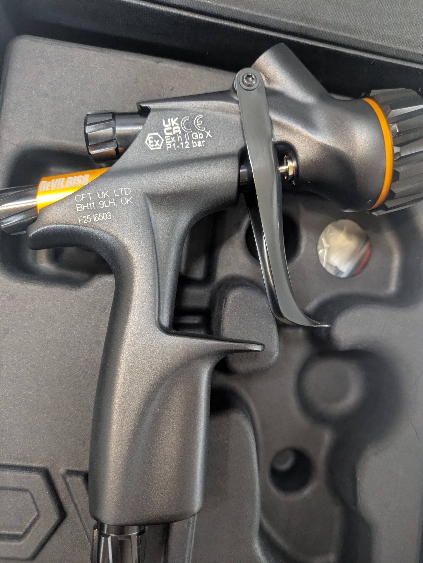 DeVILBISS DV1 Non-Digital 1.2mm Clearcoat Spray Gun & Cup Kit